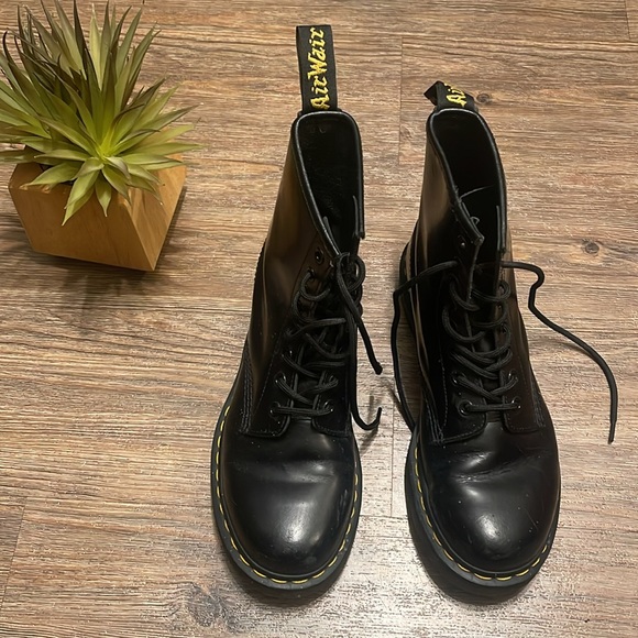 Doc Marten 1460s - Picture 2 of 9